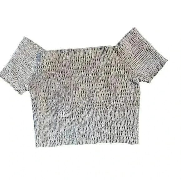 Light Before Dark Women's Pink Off-The-Shoulder Smocked Velvet Crop Top Size M - Picture 2 of 7